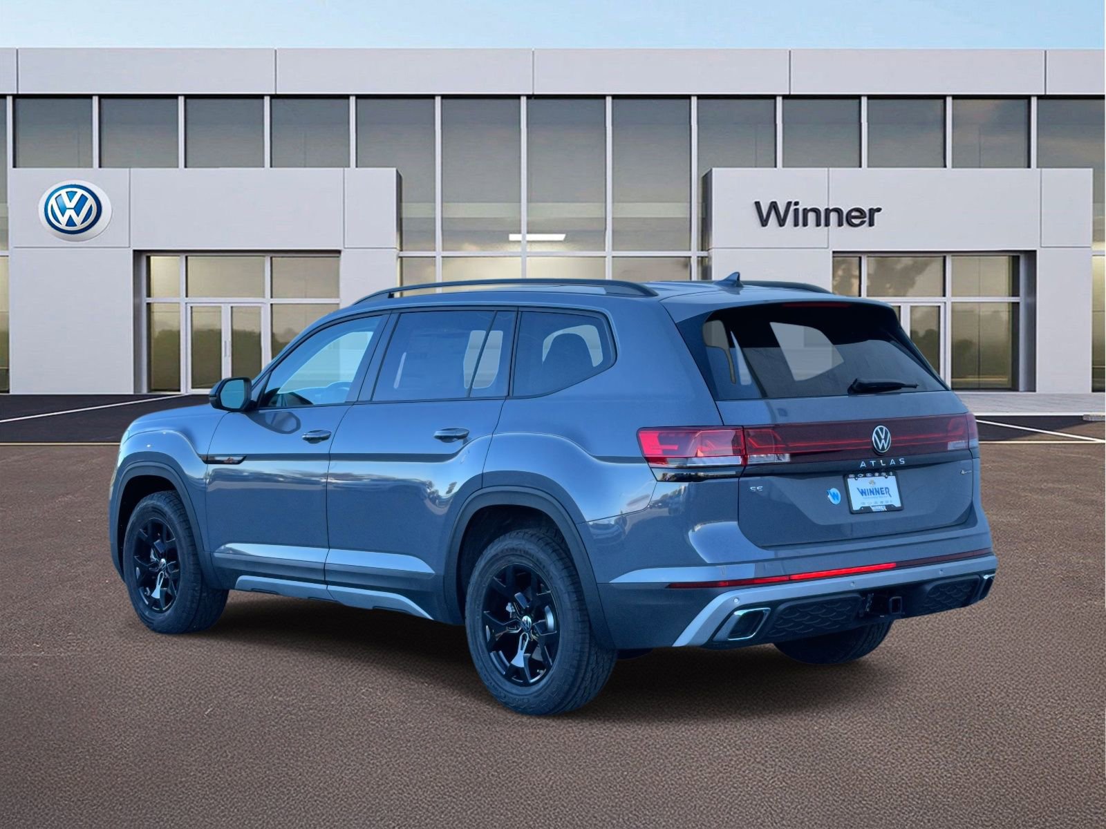 New 2026 Volkswagen Atlas Peak Edition image 3