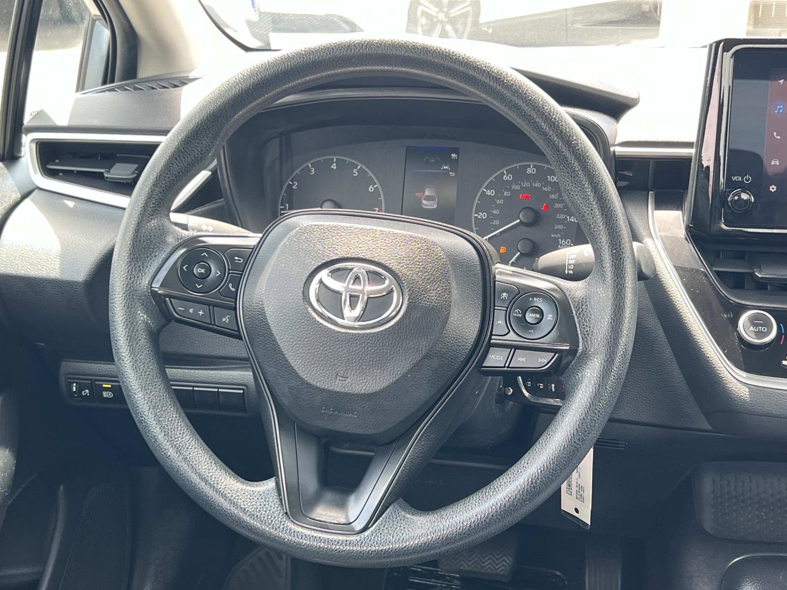Used 2023 Toyota Corolla LE image 8