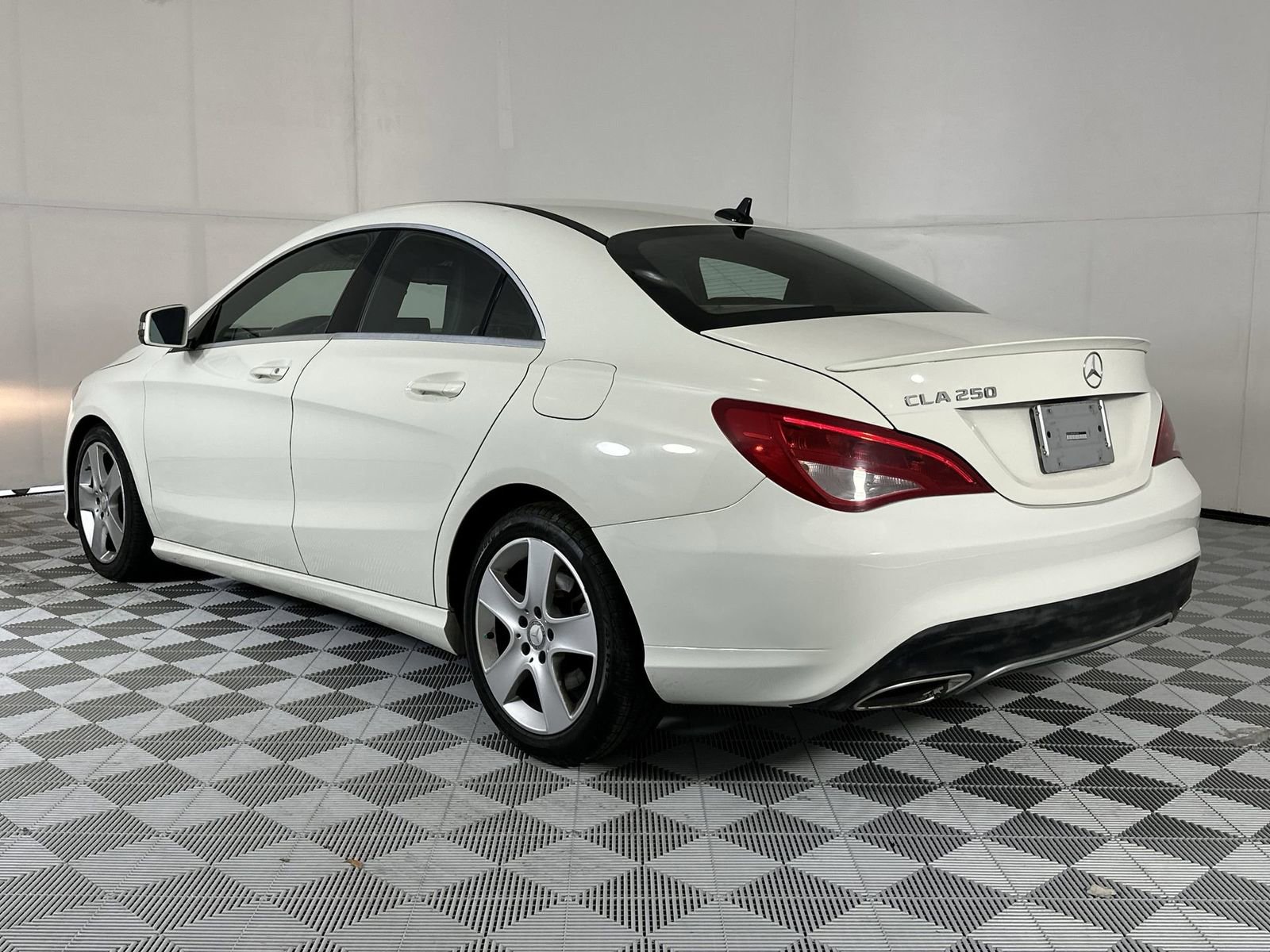 Used 2018 Mercedes-Benz CLA 250 image 6