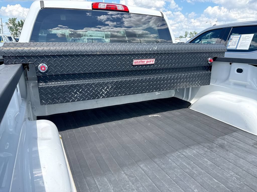 Used 2018 Chevrolet Silverado 1500 LT w/ Texas Edition AWD/4WD image 8