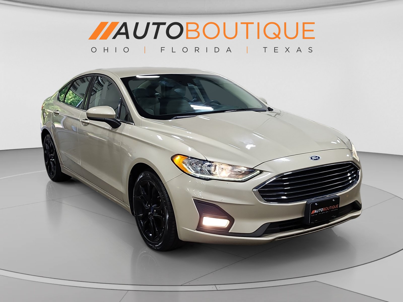 Used 2019 Ford Fusion SE w/ Equipment Group 151A FWD image 7