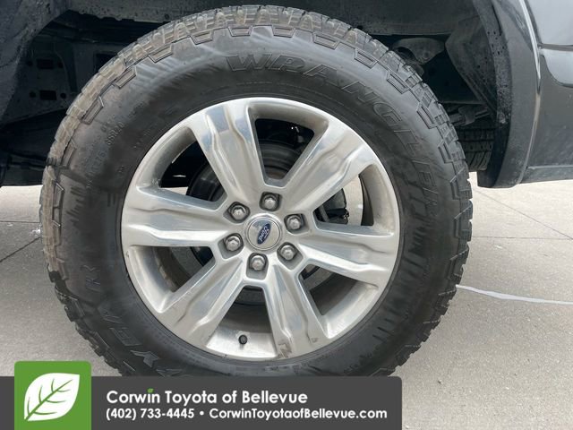 Used 2015 Ford F150 Platinum w/ Equipment Group 701A Luxury image 25