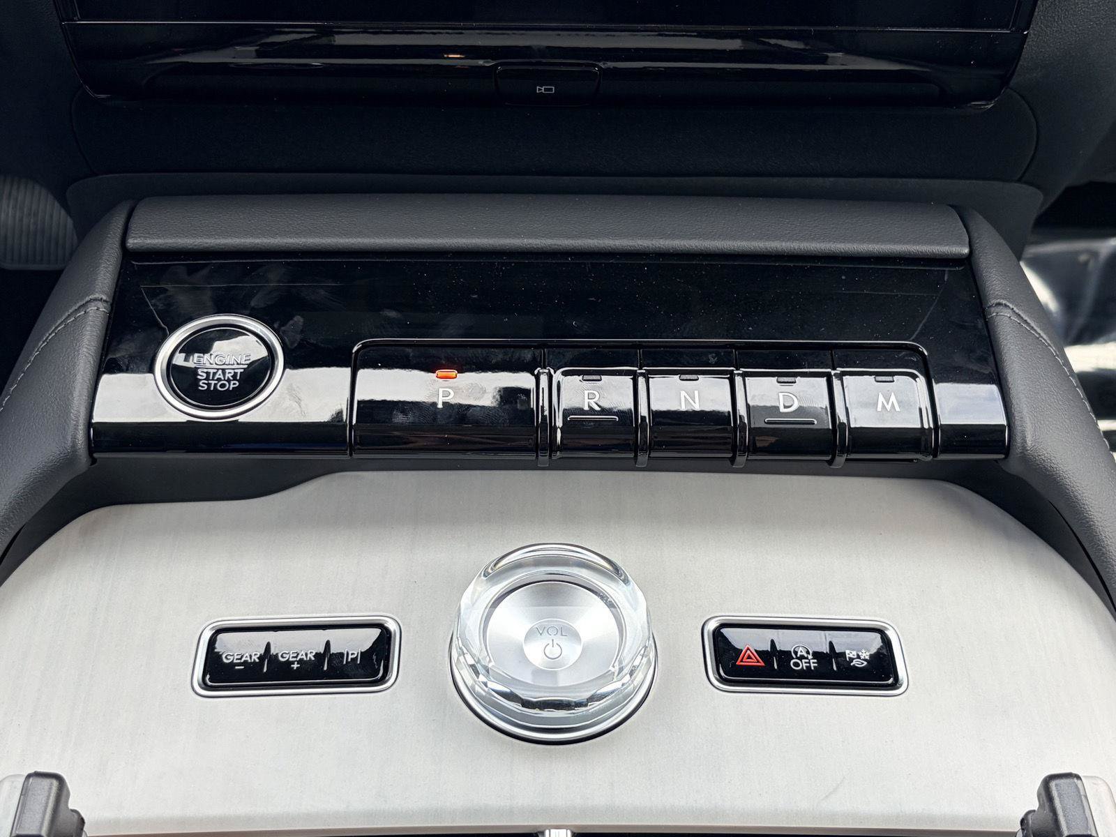 New 2027 Lincoln Navigator Reserve AWD/4WD image 32