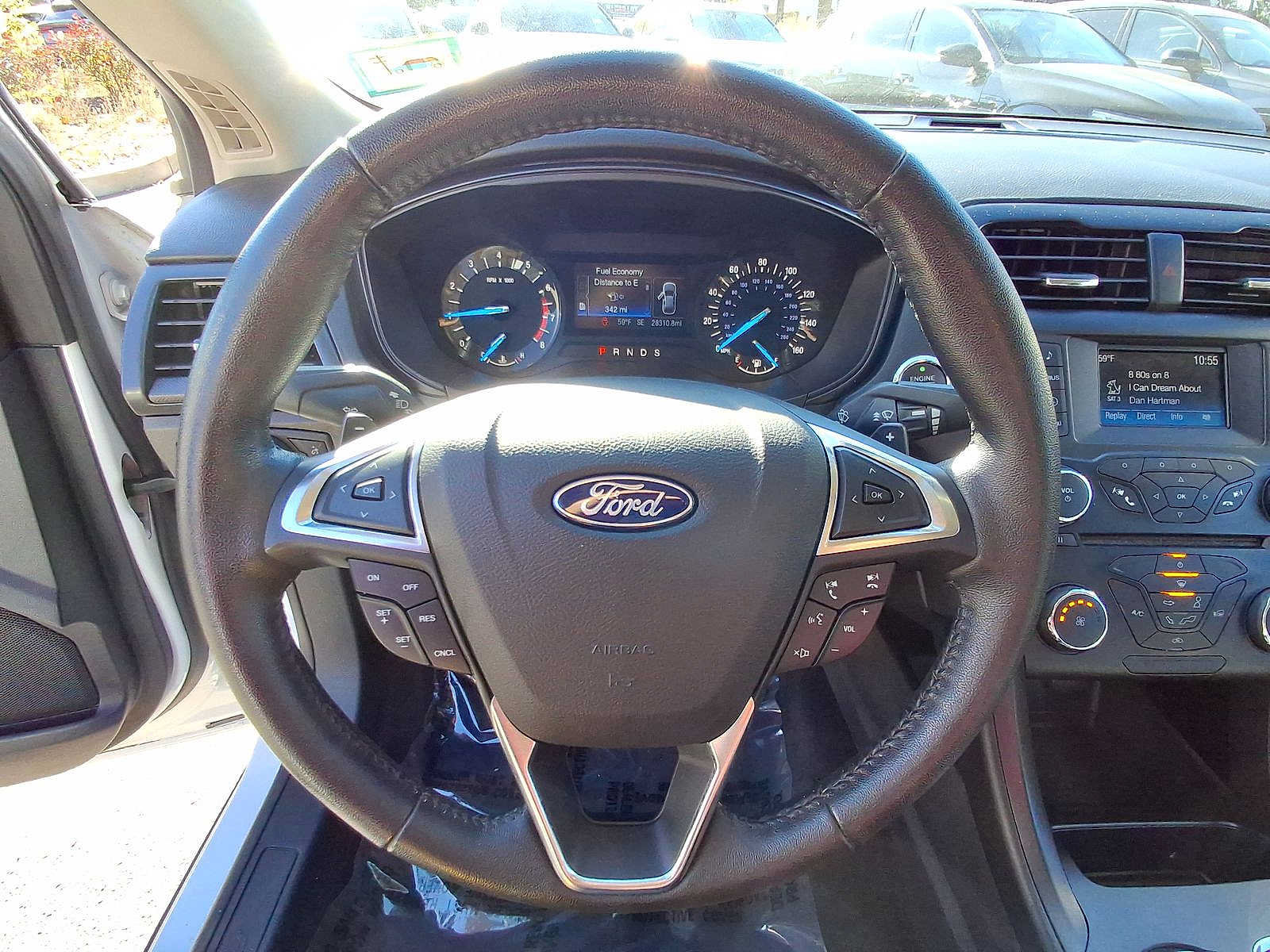 Used 2018 Ford Fusion SE w/ Equipment Group 201A FWD image 22