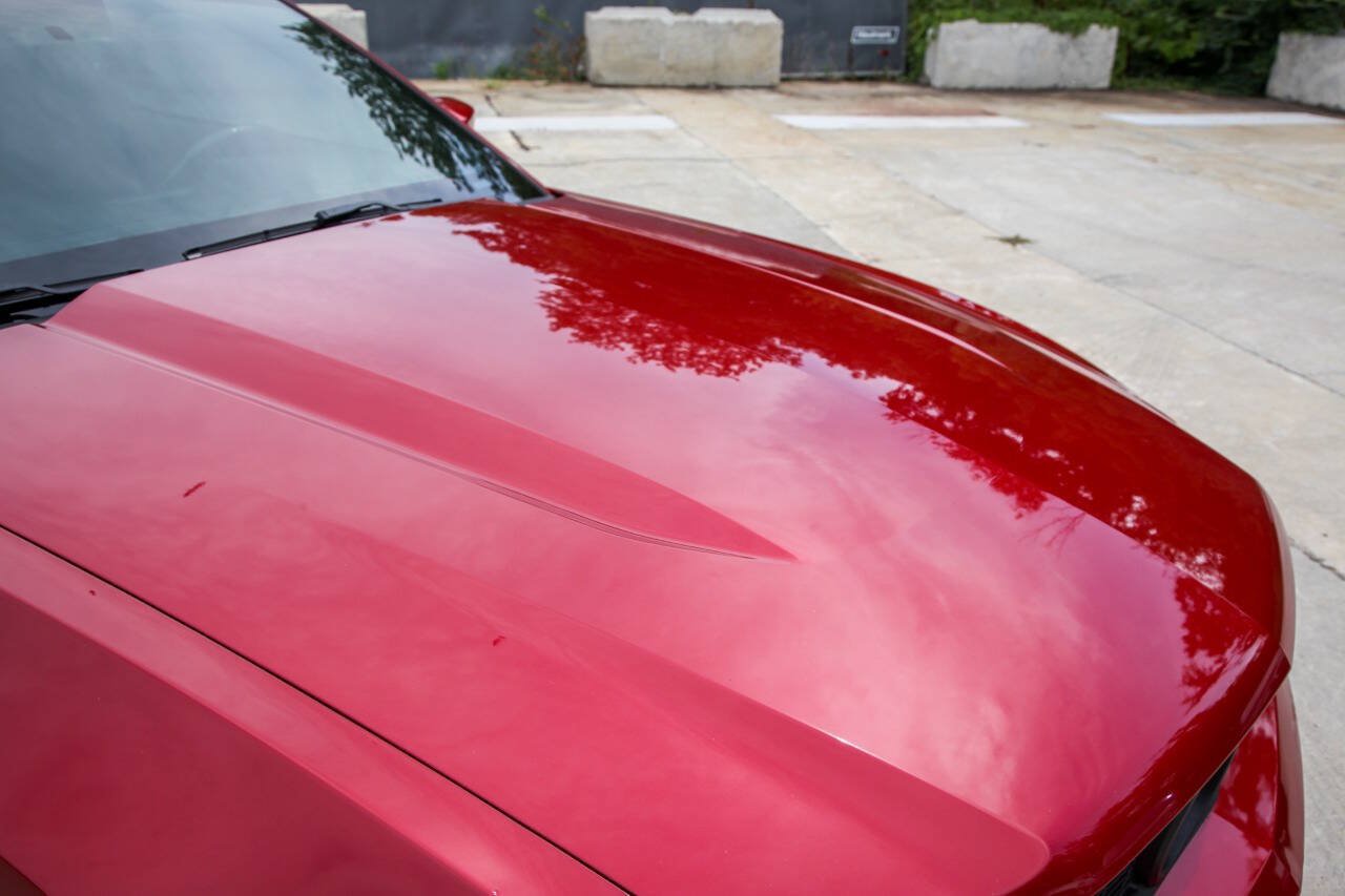 Used 2011 Ford Mustang GT Premium w/ Electronics Pkg RWD image 40