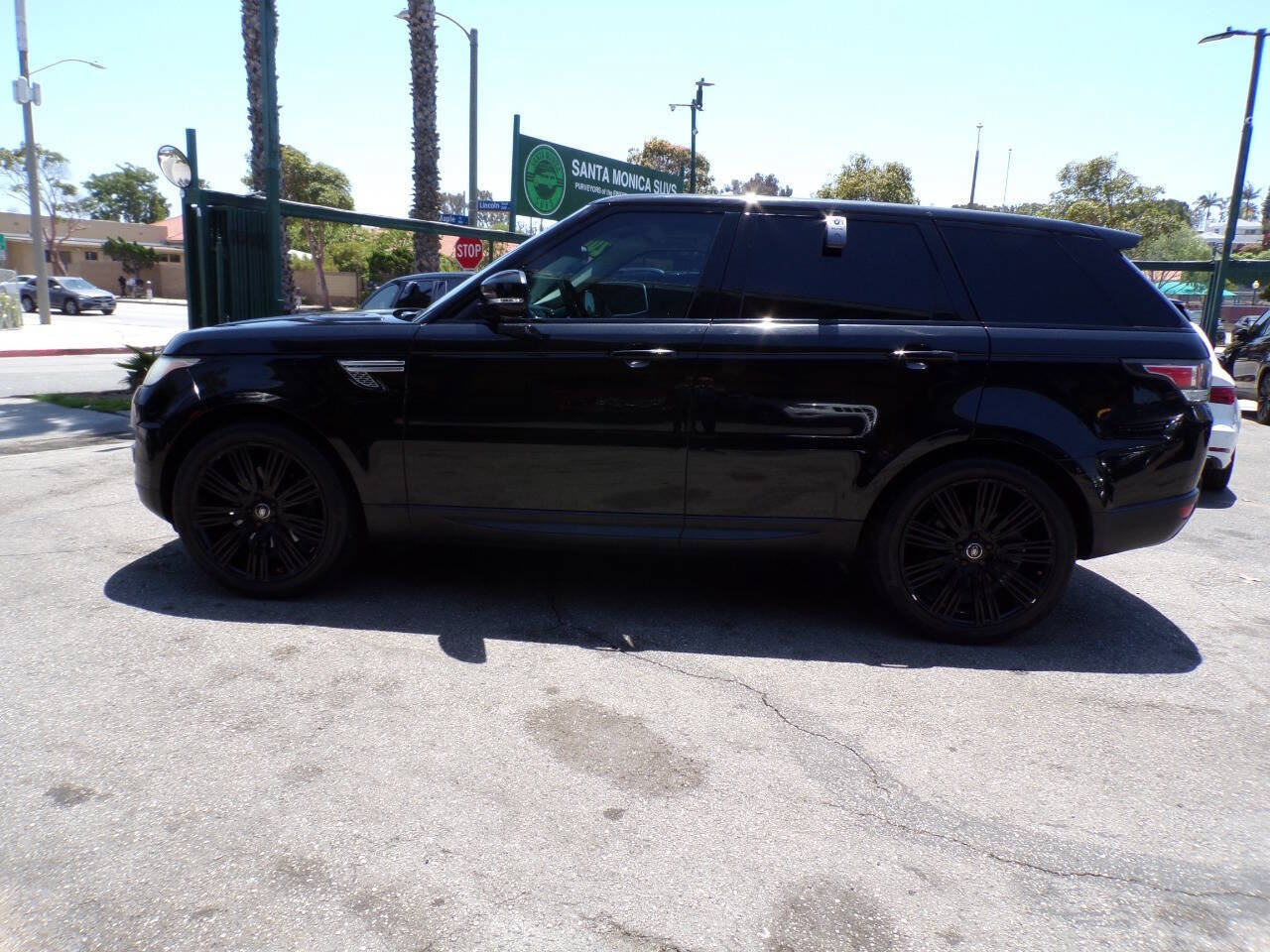 Used 2014 Land Rover Range Rover Sport HSE AWD/4WD image 4