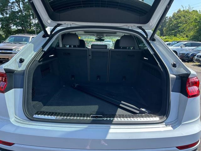 Used 2023 Audi Q8 Premium Plus w/ Premium Plus Package image 21