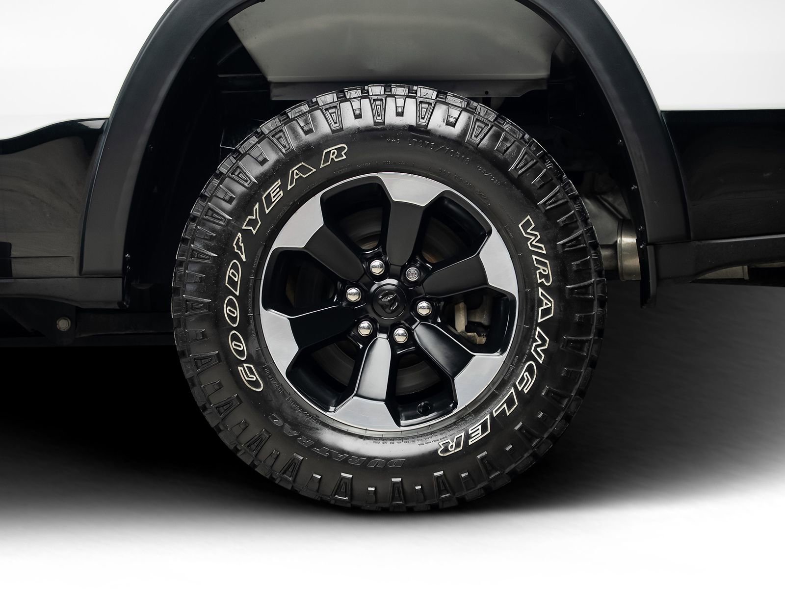 Used 2020 RAM 1500 Rebel w/ Rebel Level 1 Equipment Group AWD/4WD image 29