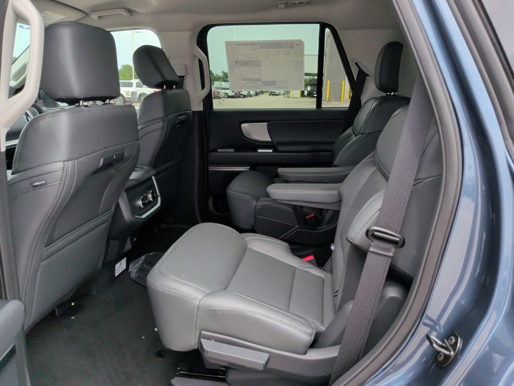 New 2027 Ford Expedition Active RWD image 34