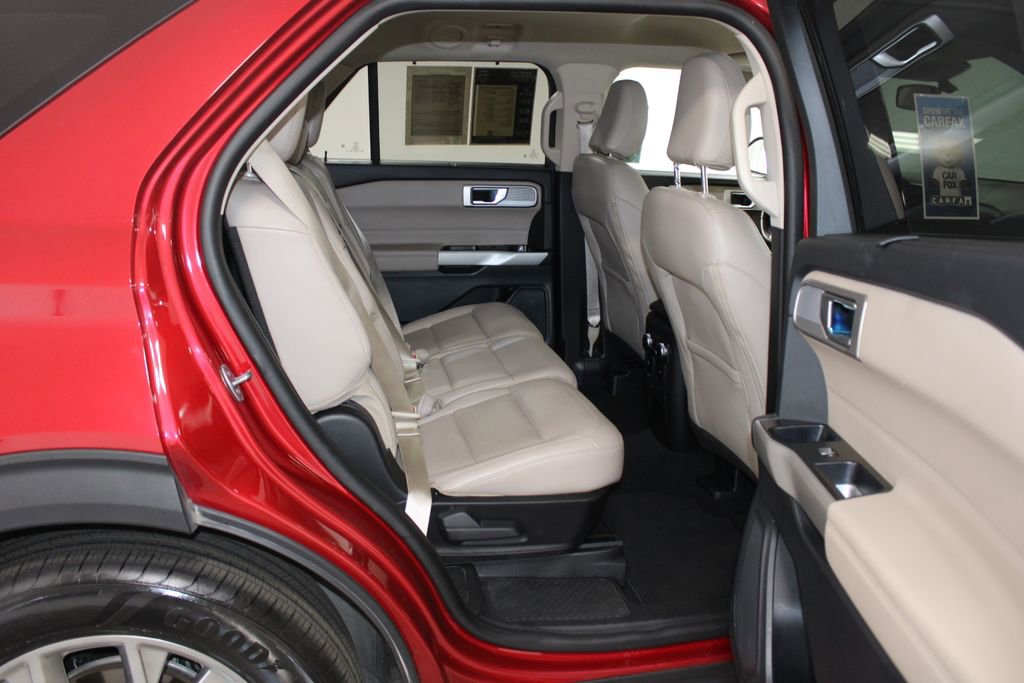 Used 2024 Ford Explorer Limited image 34