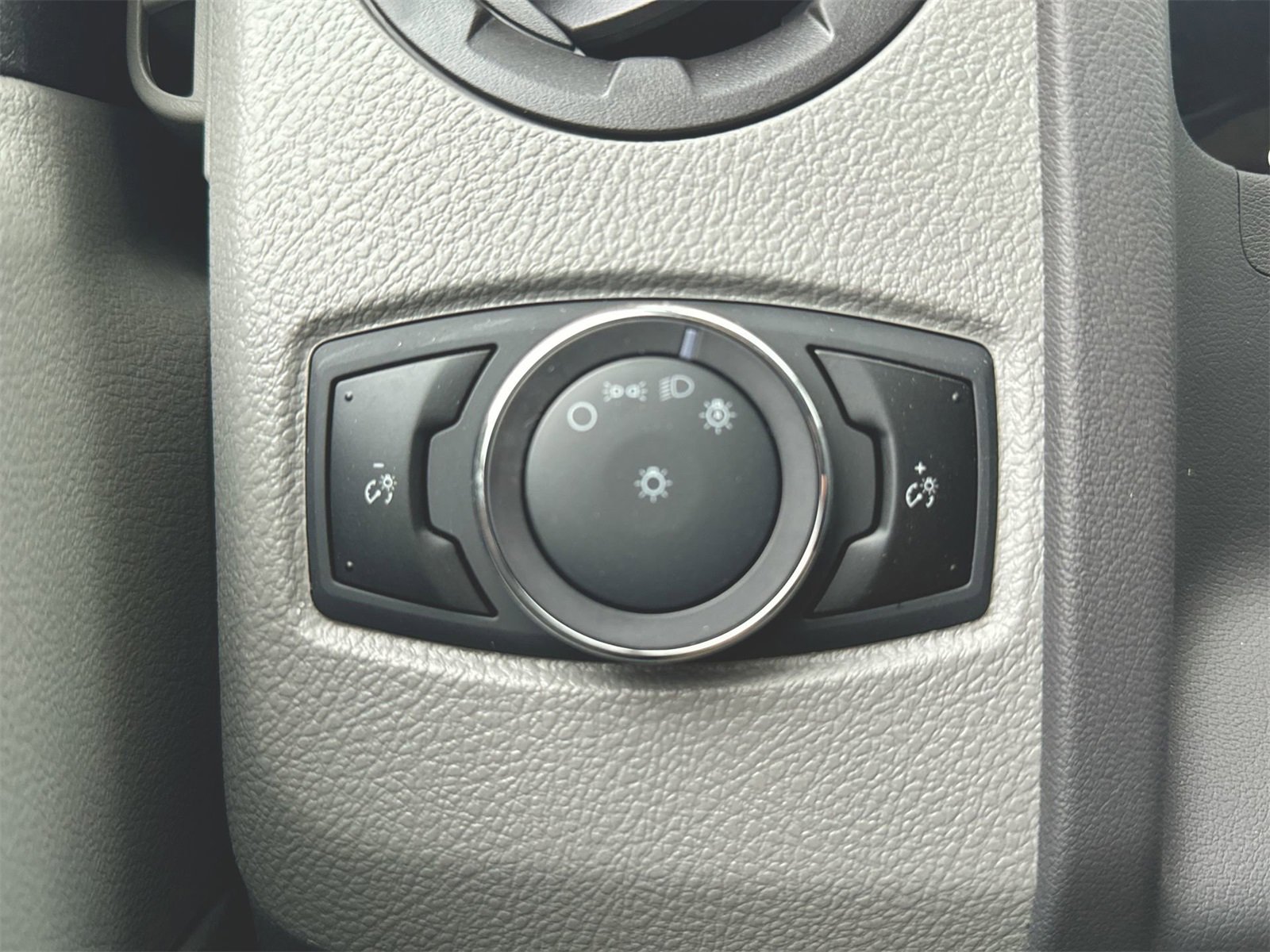 New 2025 Ford E-350 and Econoline 350 Super Duty w/ Power Equipment Group image 28