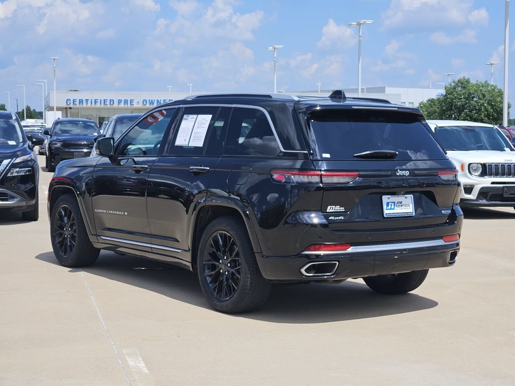 Used 2023 Jeep Grand Cherokee Summit w/ Luxury Tech Group V AWD/4WD image 7