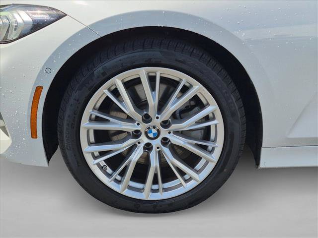 Certified 2023 BMW 330i Sedan w/ Premium Package RWD image 23