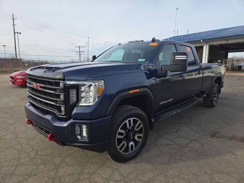Used 2022 GMC Sierra 2500 AT4 w/ AT4 Premium Plus Package image 2