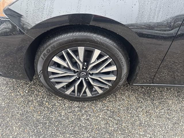 Used 2023 Nissan Altima 2.5 SV image 13