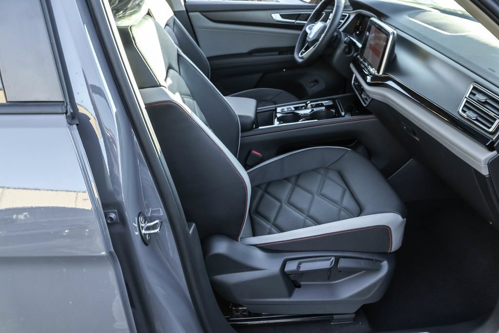 New 2026 Volkswagen Atlas Peak Edition AWD/4WD image 41
