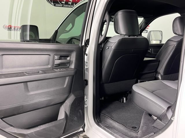 New 2026 RAM 3500 Tradesman AWD/4WD image 27