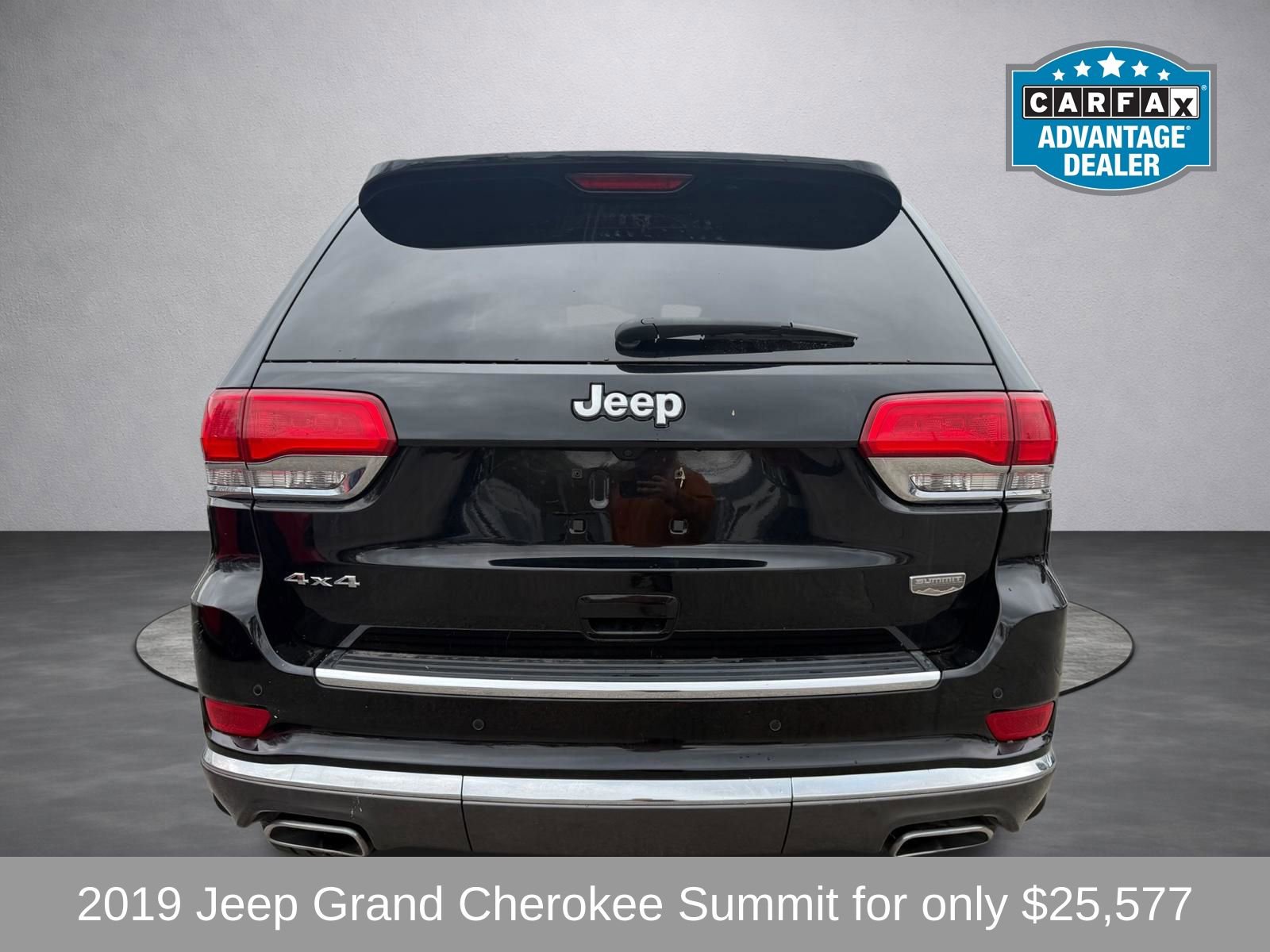 Used 2019 Jeep Grand Cherokee Summit w/ Skid Plate Group AWD/4WD image 5