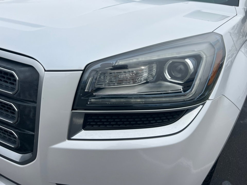 Used 2017 GMC Acadia Limited SLT image 30