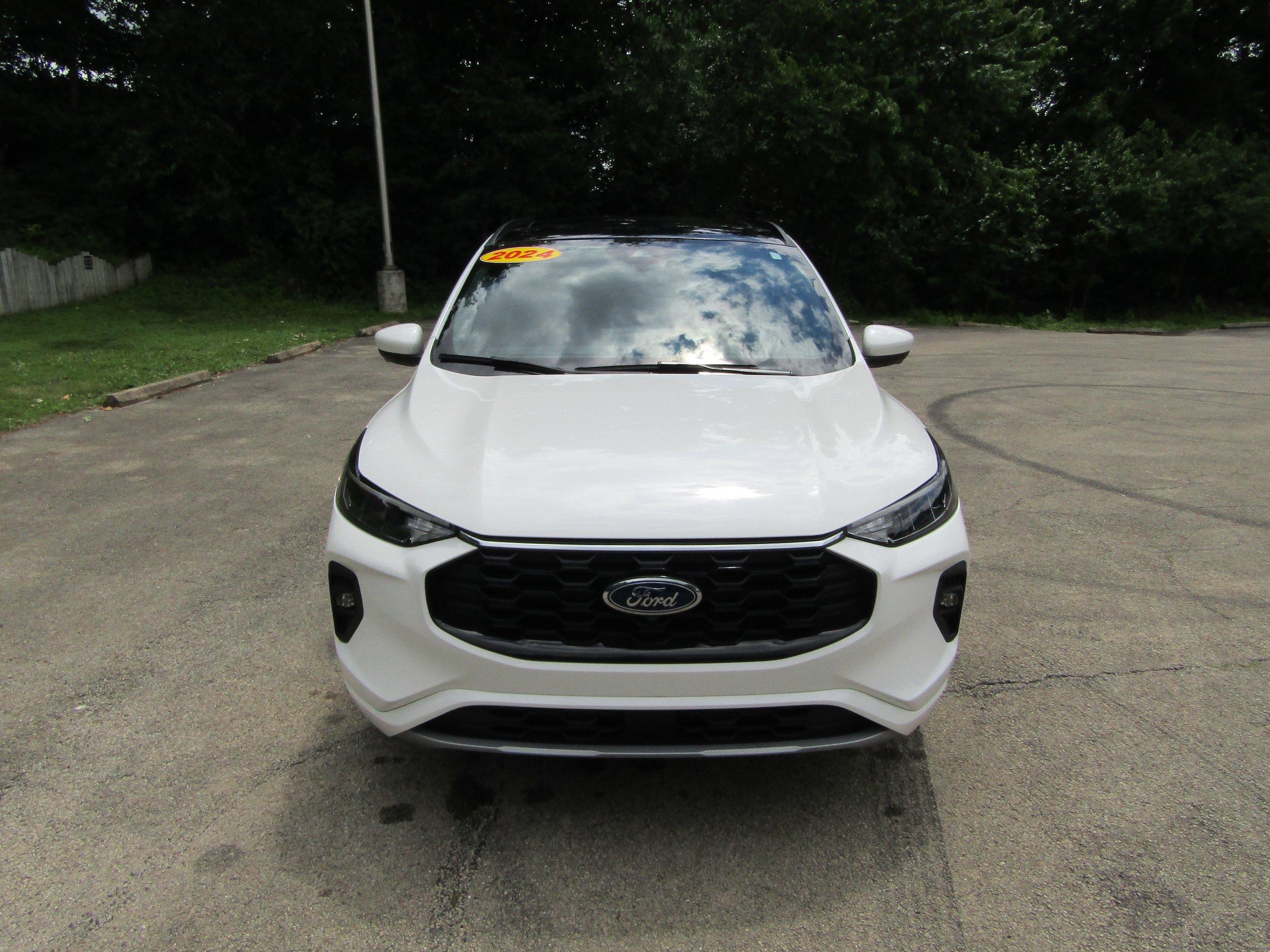 Used 2024 Ford Escape ST-Line Select w/ Tech Pack #2 AWD/4WD image 7