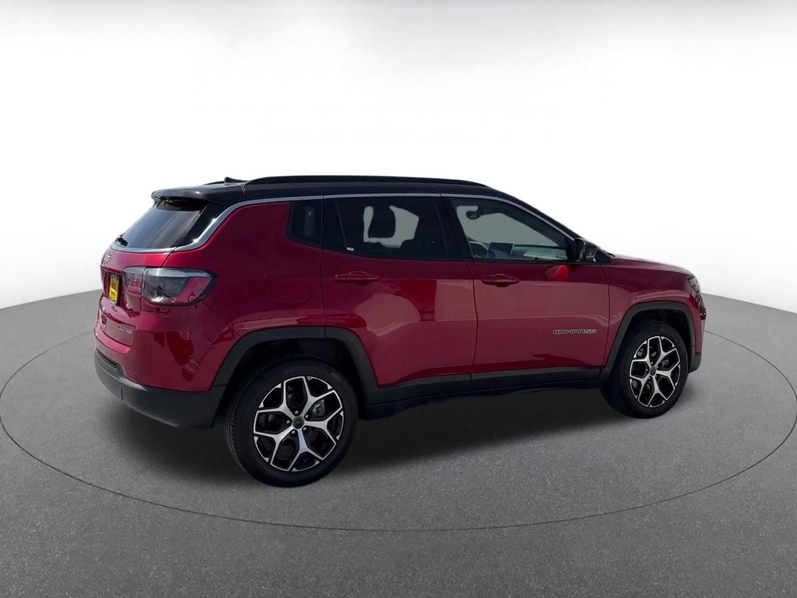Used 2025 Jeep Compass Limited AWD/4WD image 15