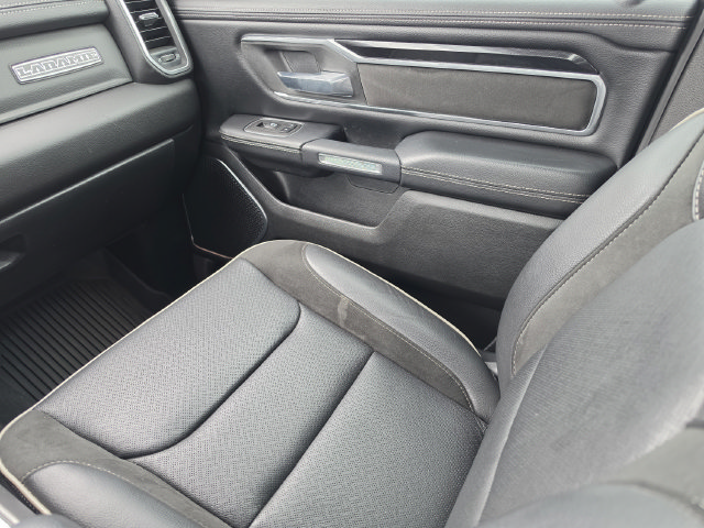 Used 2022 RAM 1500 Laramie w/ Sport Appearance Package AWD/4WD image 21