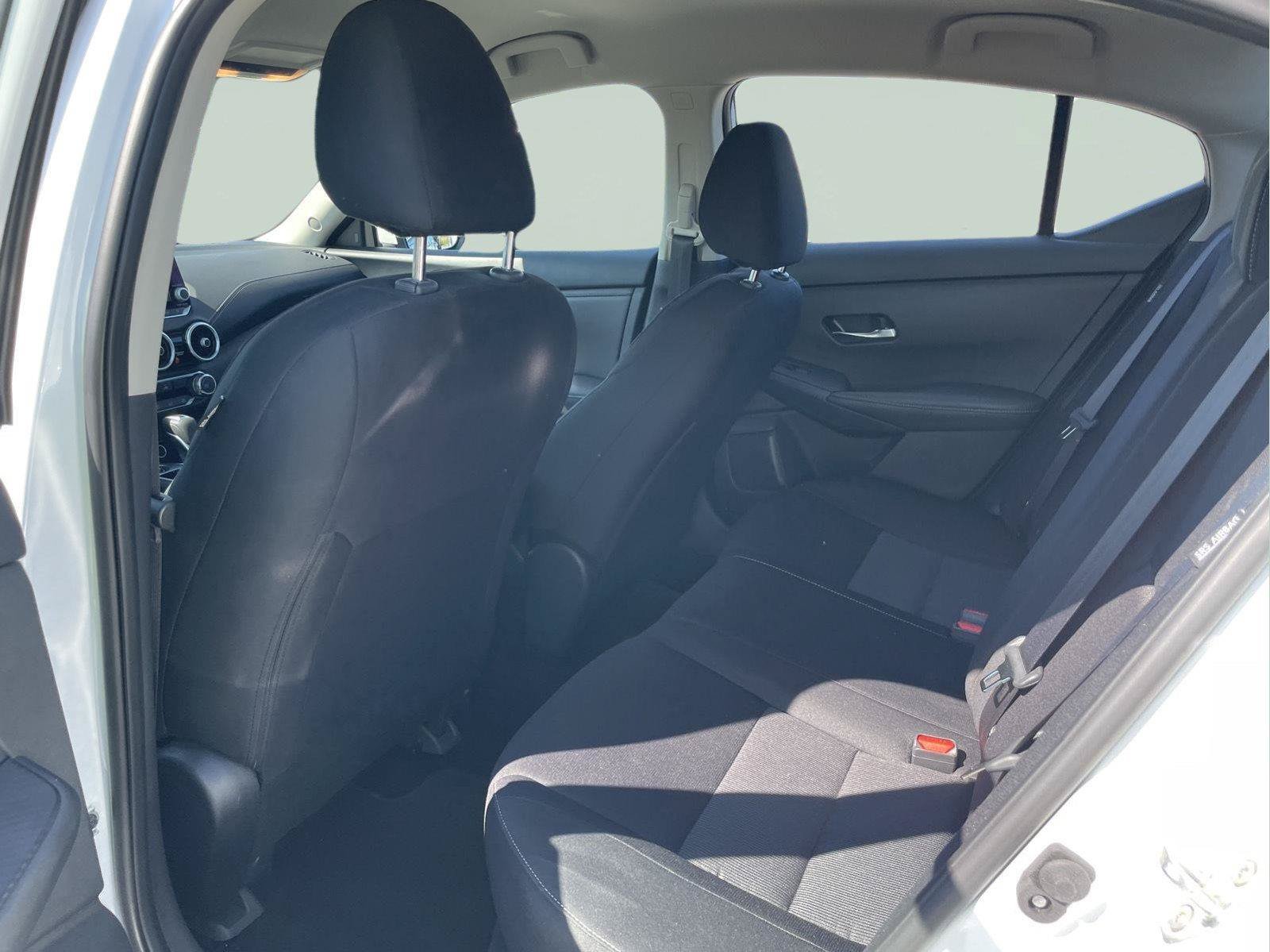 Used 2023 Nissan Sentra SV FWD image 13