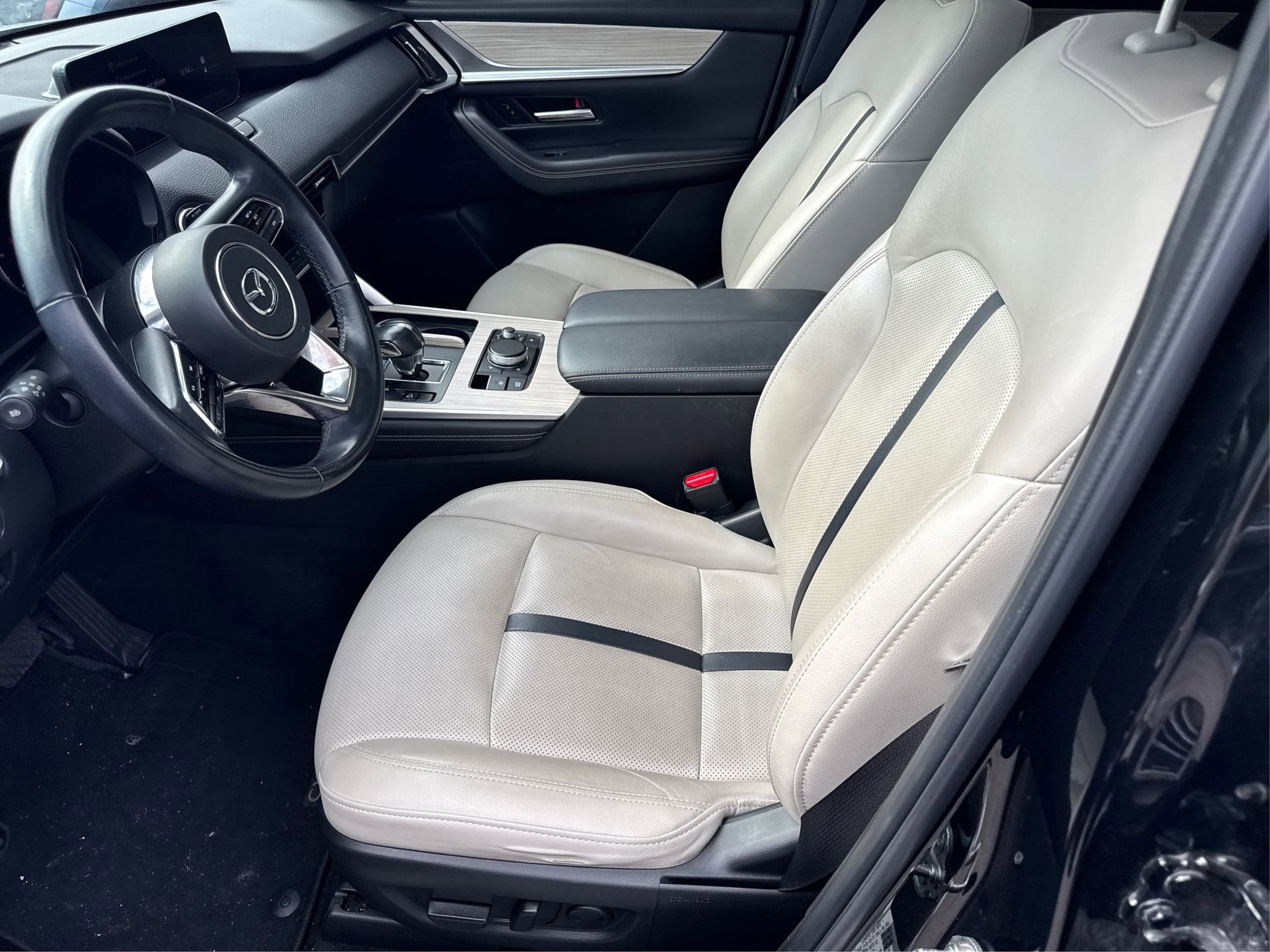 Used 2024 MAZDA CX-90 3.3 Turbo w/ Preferred Plus image 11