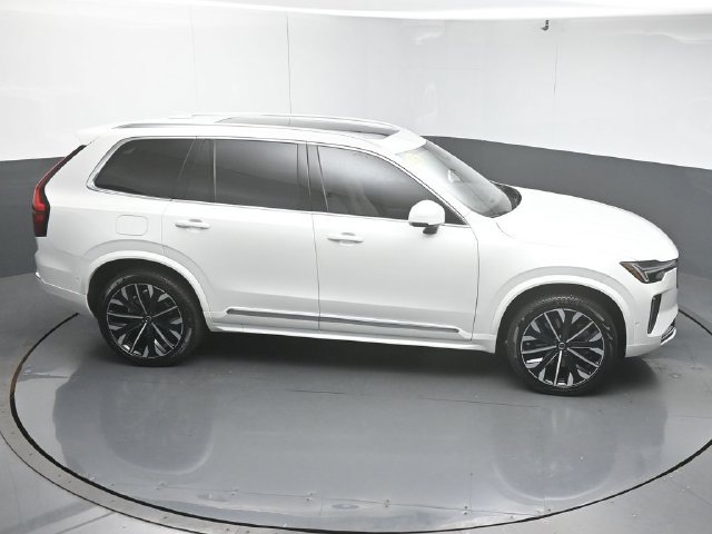 Used 2026 Volvo XC90 T8 Plus w/ Protection Package Premier AWD/4WD image 50