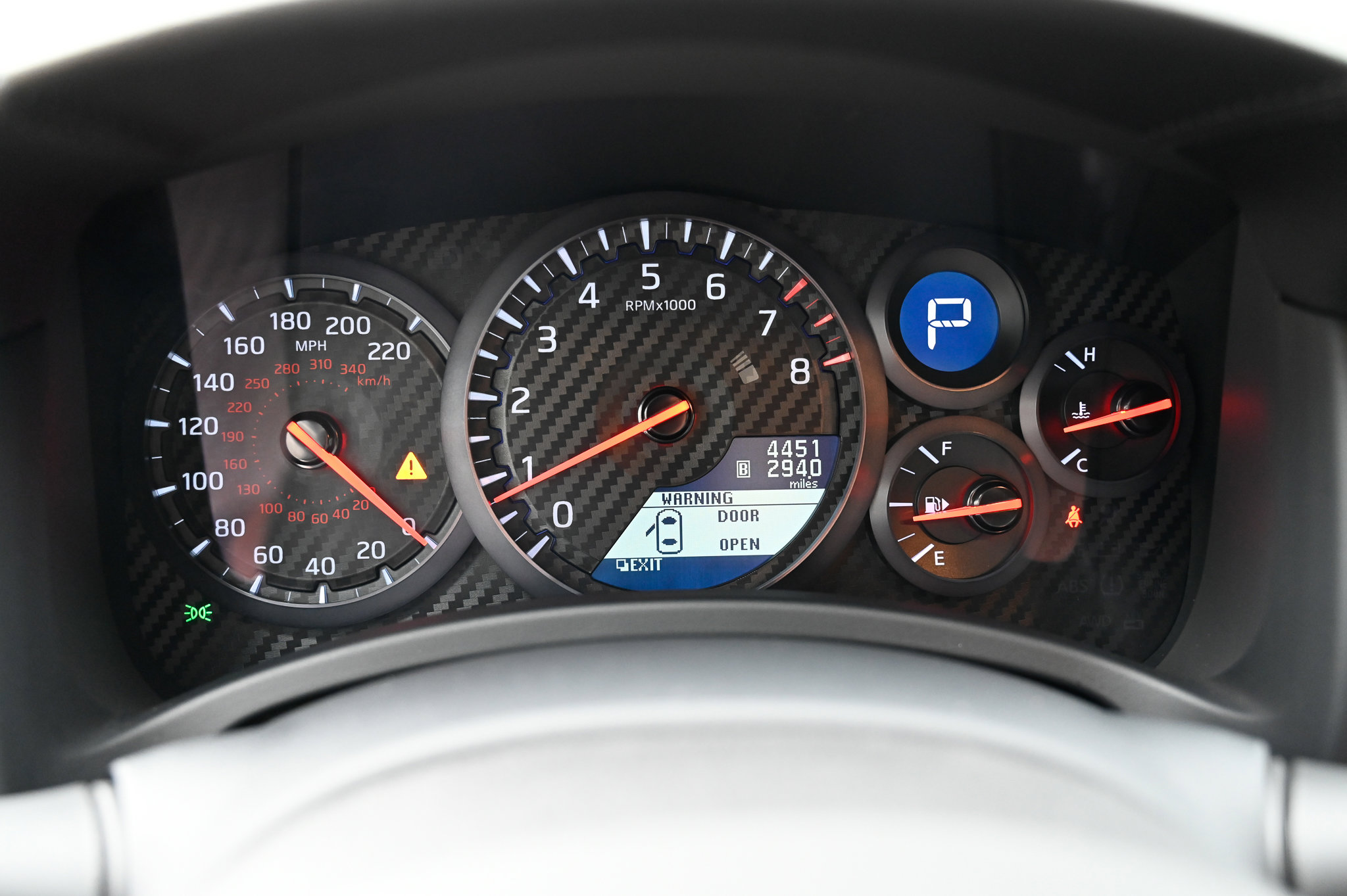 Used 2021 Nissan GT-R Premium AWD/4WD image 29