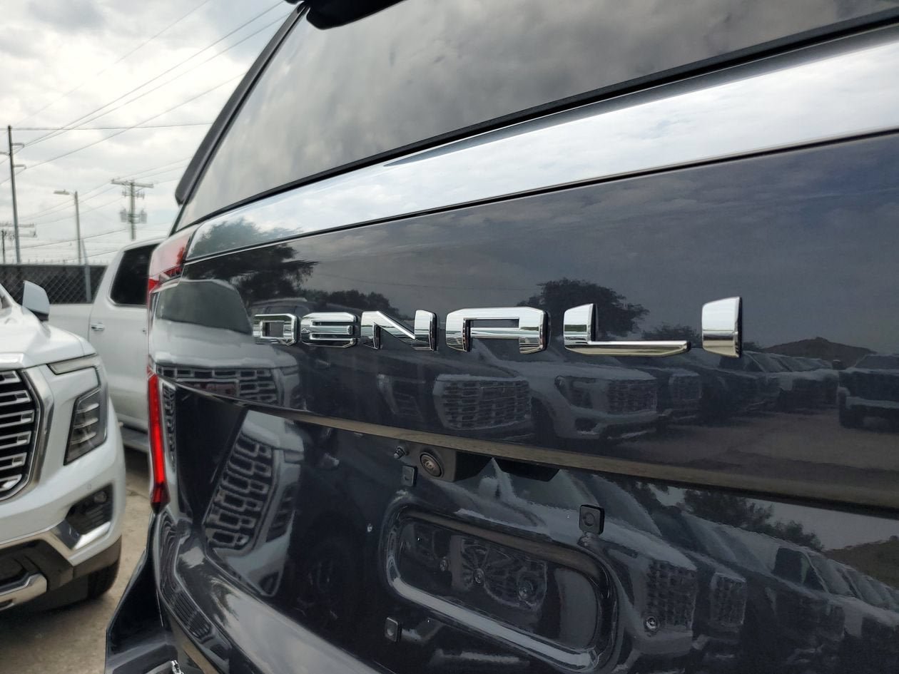 New 2026 GMC Yukon XL Denali RWD image 9