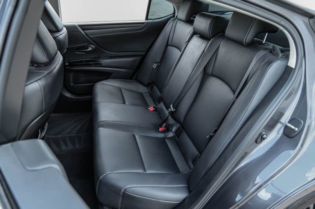 Used 2023 Lexus ES 350 w/ Premium Package FWD image 44