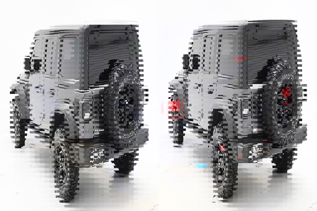 Used 2023 Jeep Wrangler Unlimited w/ Cold Weather Group image 6