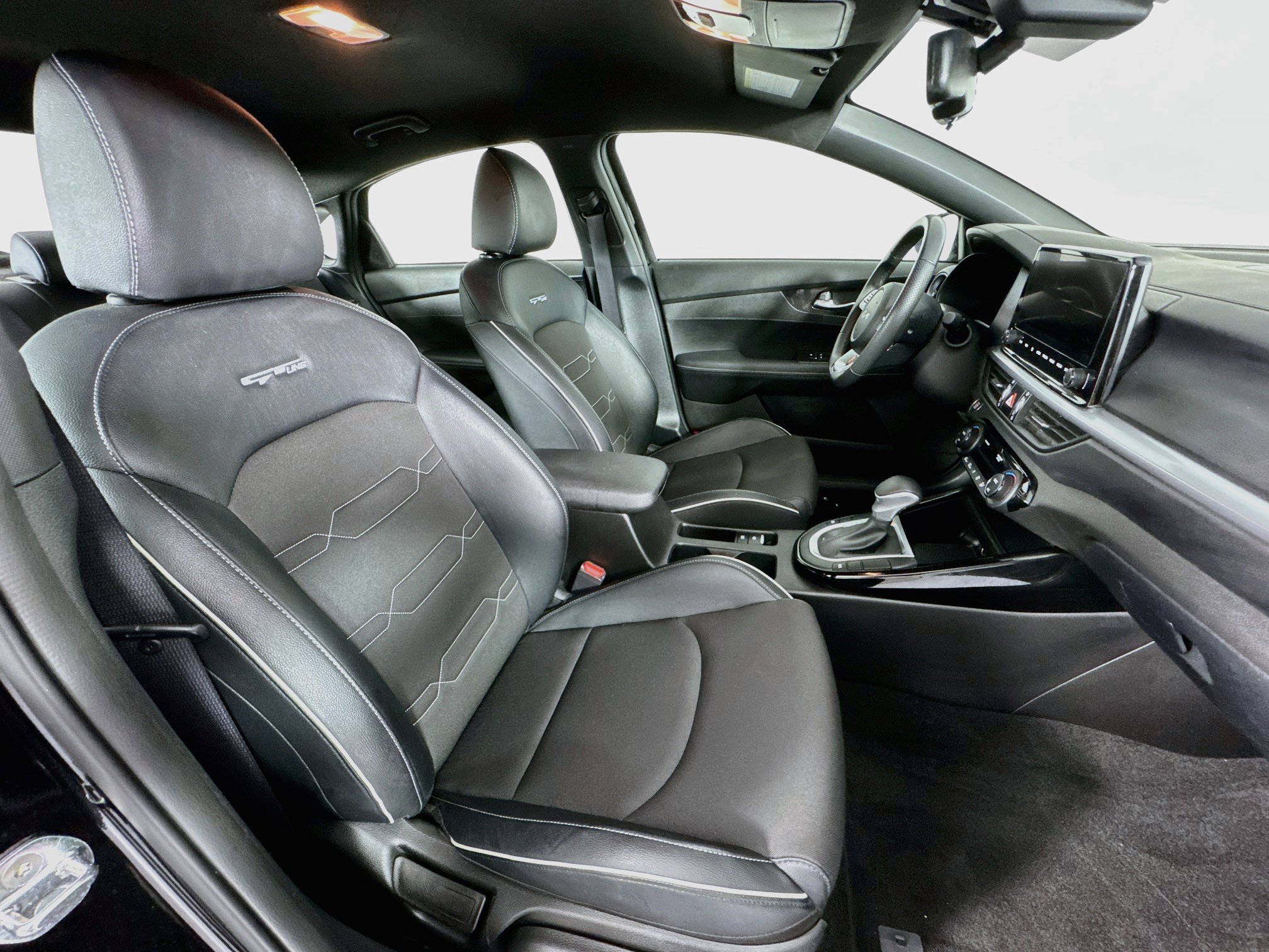 Used 2023 Kia Forte GT-Line w/ GT-Line Technology Package FWD image 26