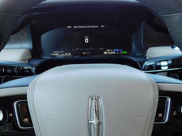 Used 2023 Lincoln Aviator Grand Touring w/ Elements Package Plus image 38