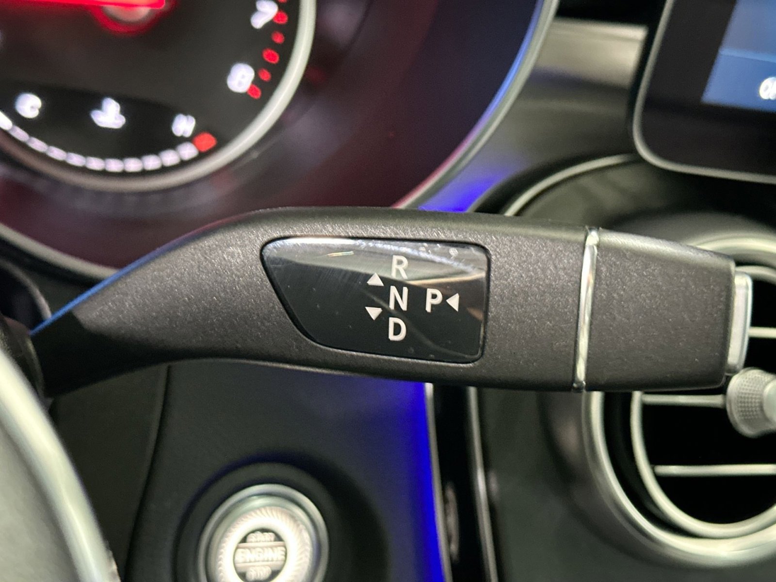 Used 2022 Mercedes-Benz GLC 300 4MATIC image 30