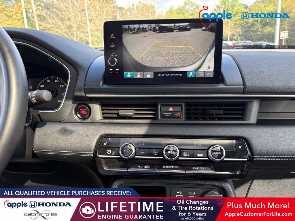 Used 2023 Honda Pilot Touring image 9