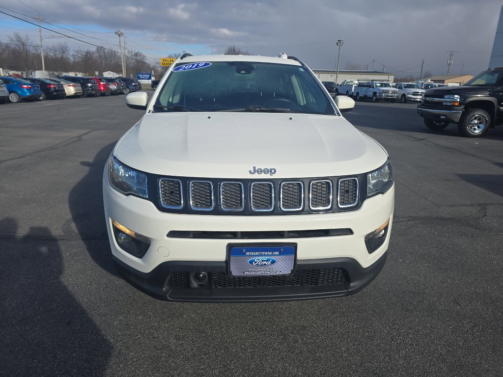 Used 2019 Jeep Compass Latitude w/ Safety & Security Group image 3