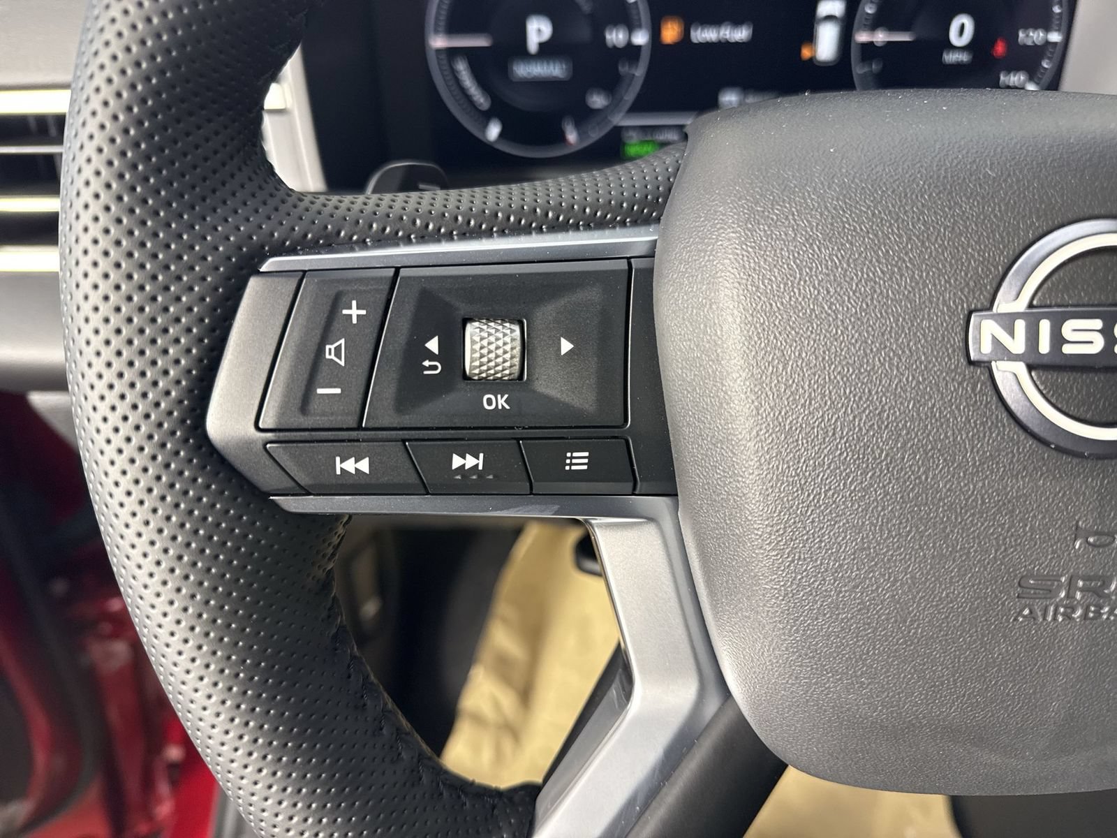 New 2026 Nissan Rogue Platinum AWD/4WD image 12