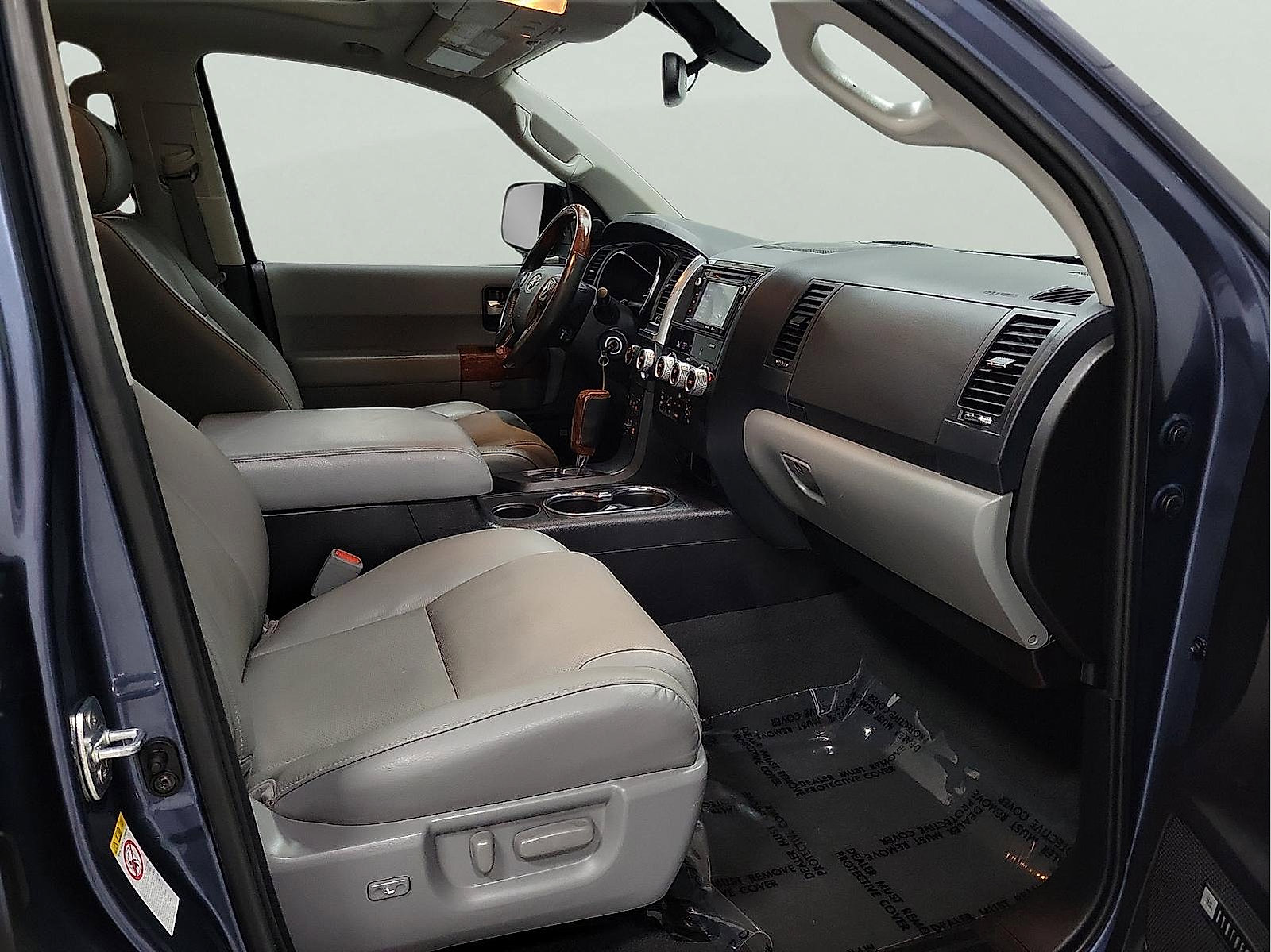 Certified 2019 Toyota Sequoia Platinum AWD/4WD image 13