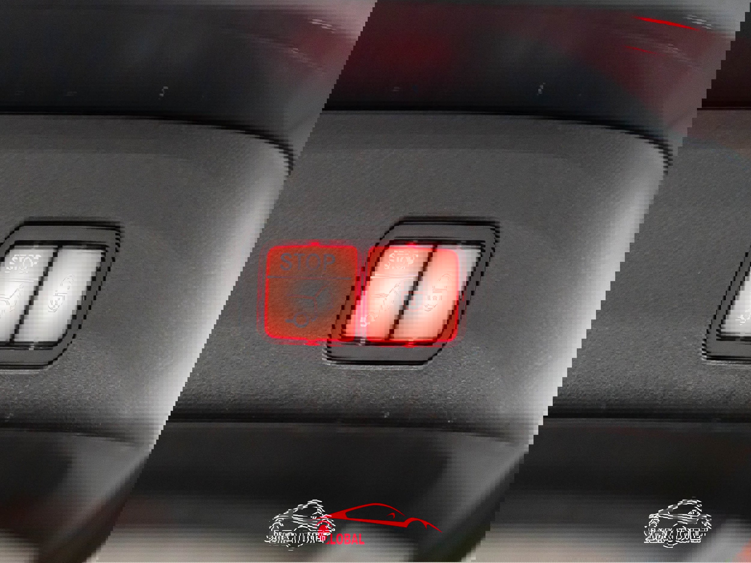 Used 2018 Mercedes-Benz GLS 550 4MATIC w/ Driver Assistance Package image 53