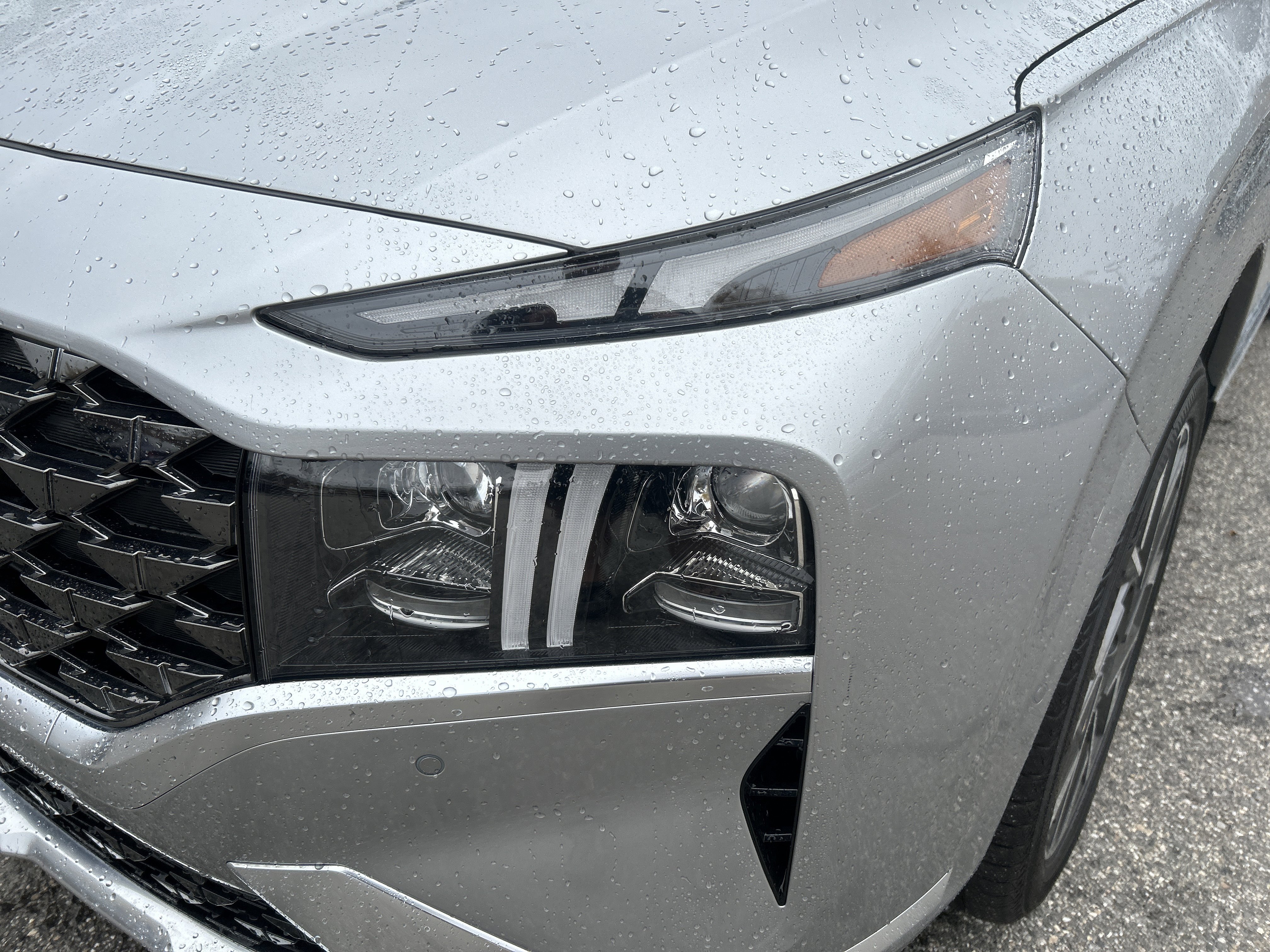 Certified 2023 Hyundai Santa Fe Calligraphy image 9