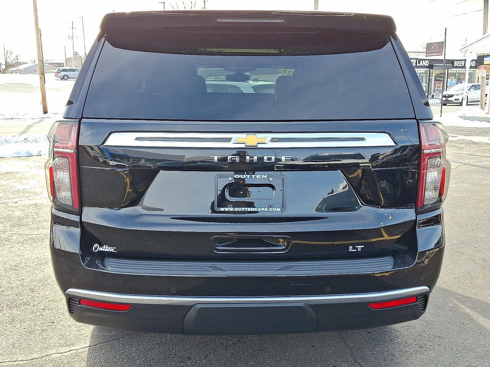 Used 2021 Chevrolet Tahoe LT w/ LT Signature Package image 4