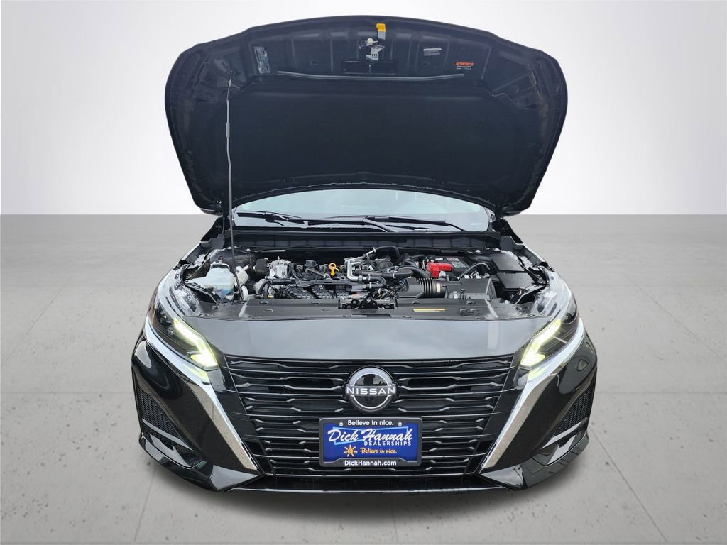 New 2025 Nissan Altima 2.5 SV image 4