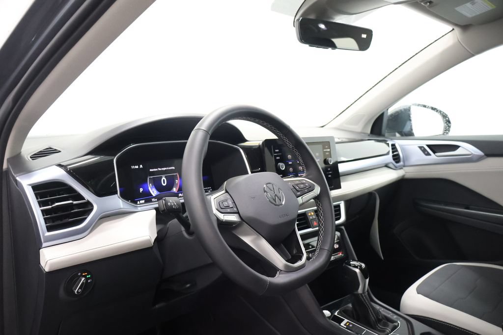 New 2026 Volkswagen Taos SE AWD/4WD image 15