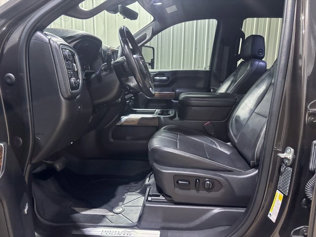 Used 2021 Chevrolet Silverado 3500 High Country image 15