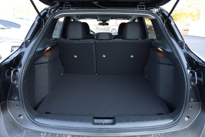 New 2026 Nissan Kicks SV w/ Cold Weather Package image 7