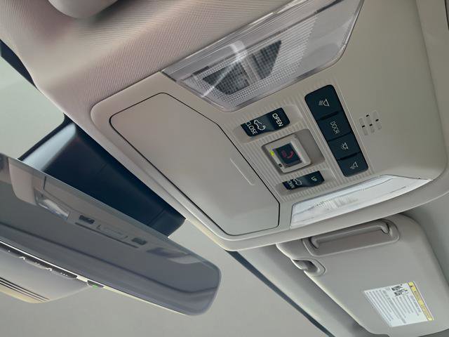 Used 2023 Toyota RAV4 Limited image 22