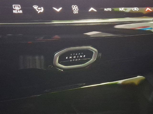 New 2026 Jeep Grand Cherokee Altitude AWD/4WD image 19