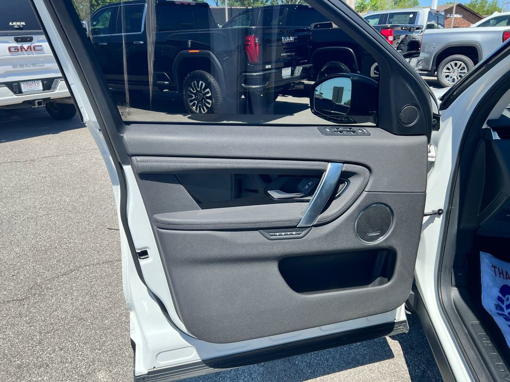 Used 2020 Land Rover Discovery Sport AWD/4WD image 13